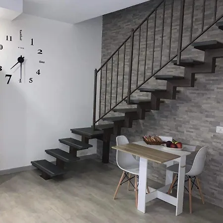 Nuovissimo Indipendente Al Centro !! Апартаменты Катания